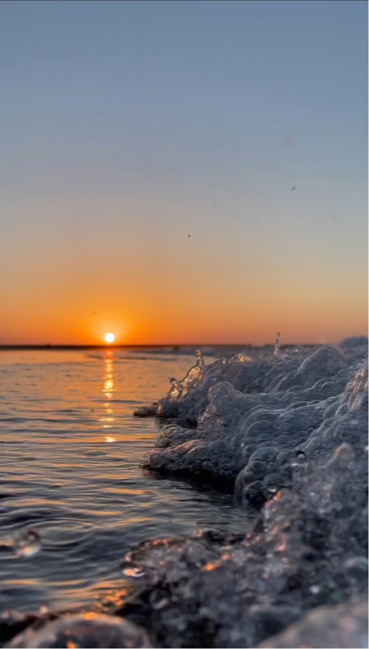 Sonnenaufgang am Meer